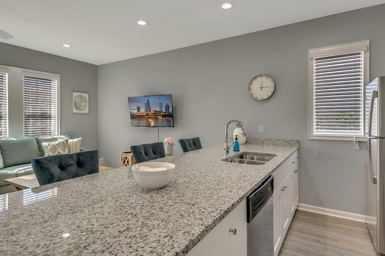 New 3/2 Duplex Minutes From Heart Of Tampa -Unit B Apartment Exterior photo